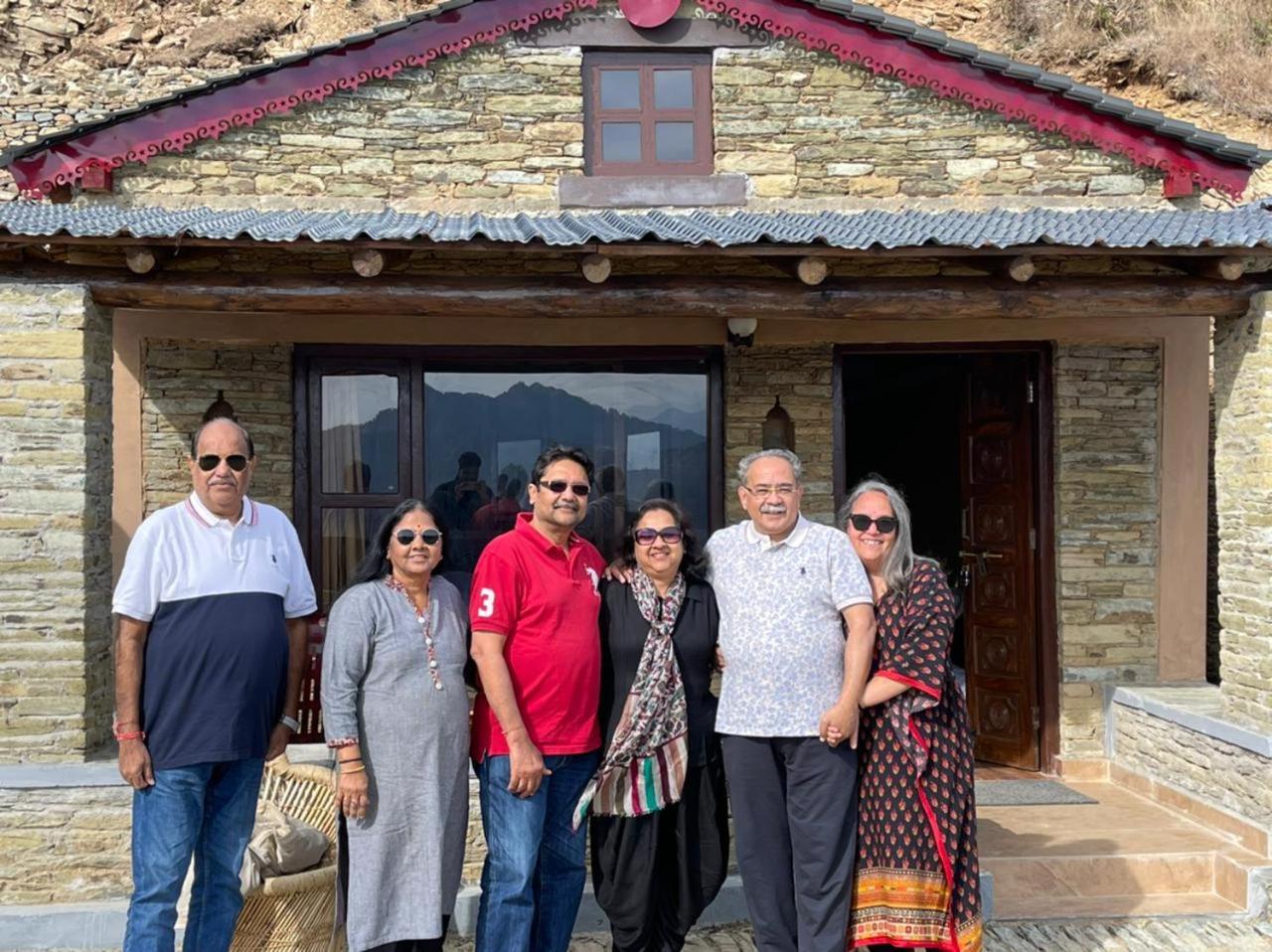 Meraki Huts Pauri Rum bild